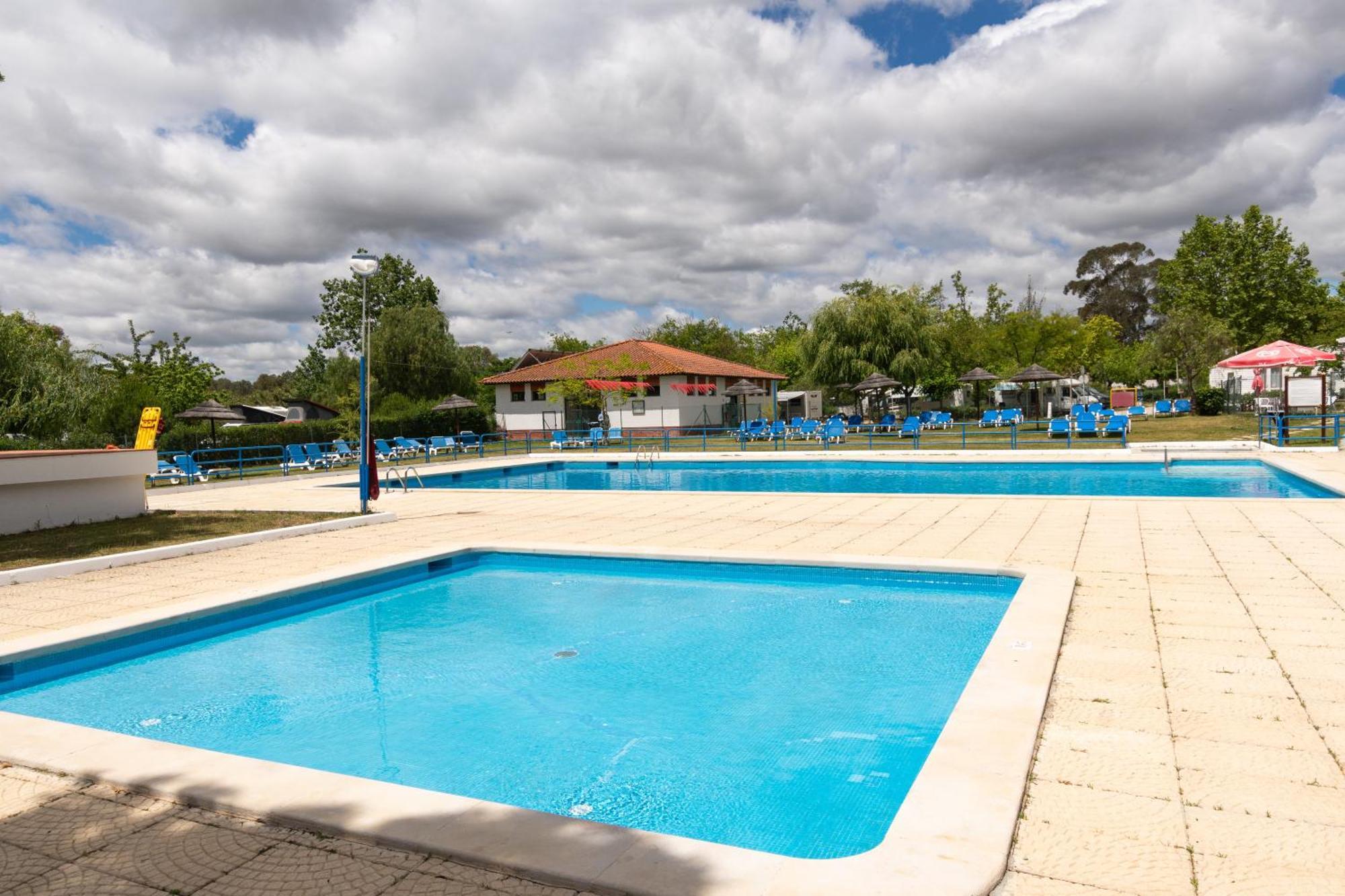 Отель Parque De Campismo Orbitur Эвора Экстерьер фото